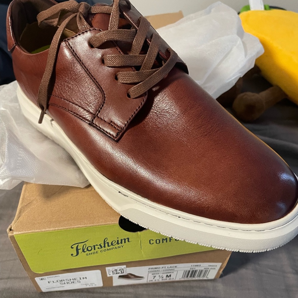 Florsheim Premier Plain Toe Lace Up Sneaker